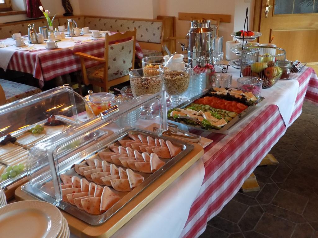 Alpenhotel Bergzauber بيرشتسغادن المظهر الخارجي الصورة