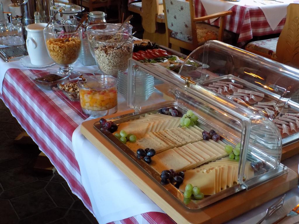 Alpenhotel Bergzauber بيرشتسغادن المظهر الخارجي الصورة